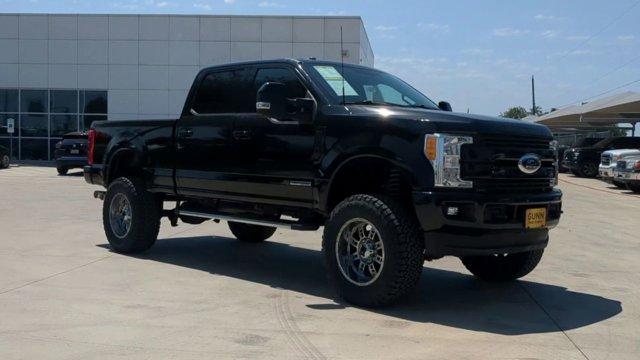 2017 Ford Super Duty F-250 SRW Vehicle Photo in SELMA, TX 78154-1459