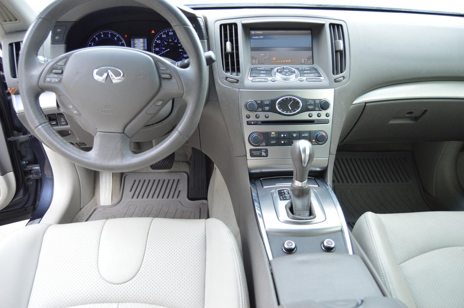 2011 INFINITI G37 Sedan Vehicle Photo in Houston, TX 77090