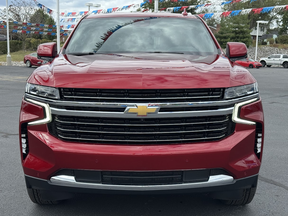 2024 Chevrolet Tahoe Vehicle Photo in BOONVILLE, IN 47601-9633