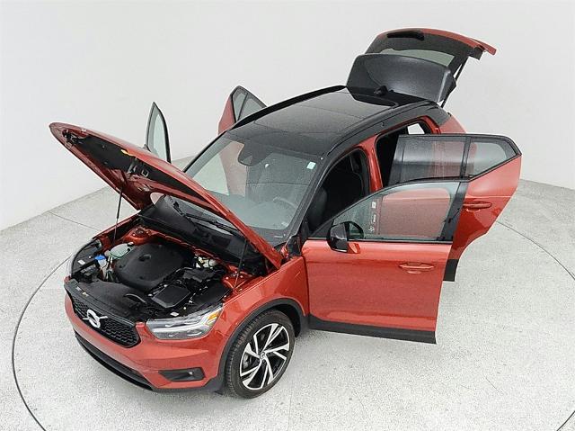 2022 Volvo XC40 Vehicle Photo in Grapevine, TX 76051