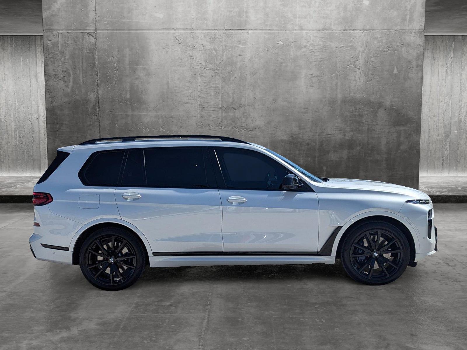 2023 BMW X7 M60i Vehicle Photo in Delray Beach, FL 33444