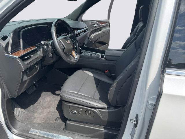 2022 Cadillac Escalade Vehicle Photo in LEOMINSTER, MA 01453-2952