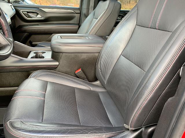 2021 Chevrolet Tahoe Vehicle Photo in MOON TOWNSHIP, PA 15108-2571