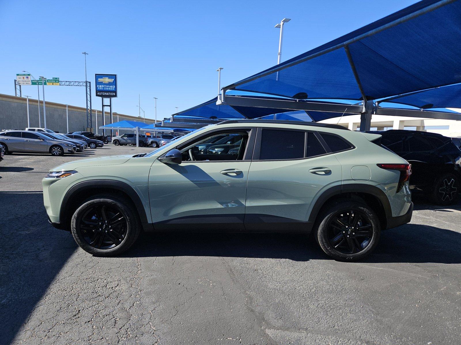 2025 Chevrolet Trax Vehicle Photo in NORTH RICHLAND HILLS, TX 76180-7199