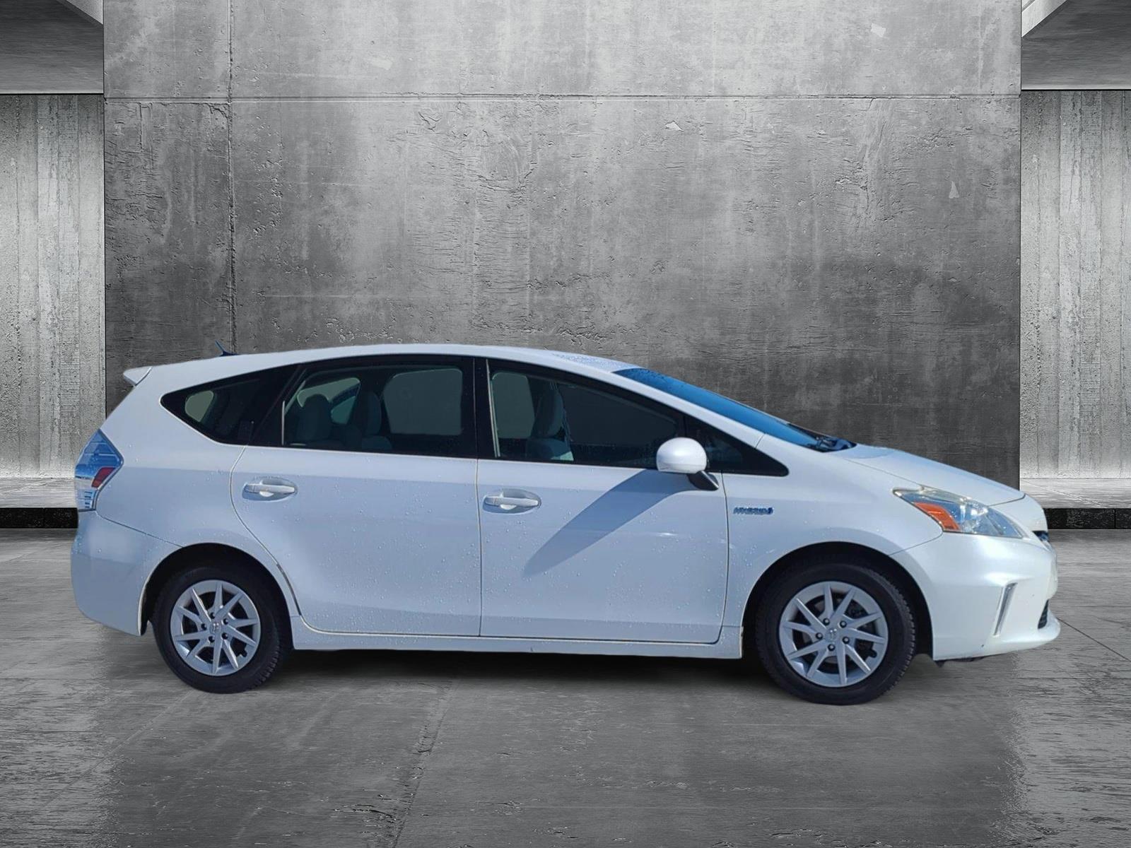 2014 Toyota Prius v Vehicle Photo in Ft. Myers, FL 33907