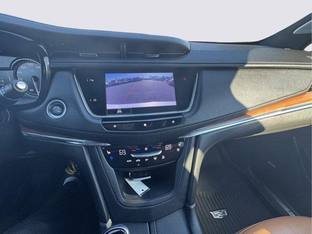 2021 Cadillac XT5 Vehicle Photo in LEOMINSTER, MA 01453-2952