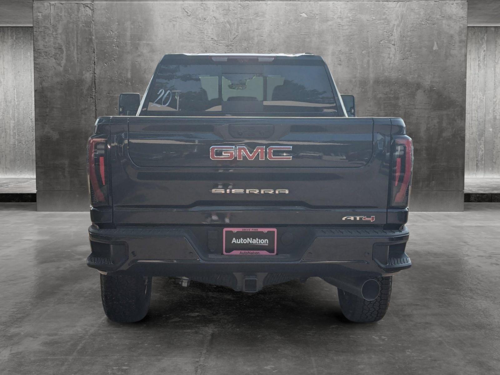 2024 GMC Sierra 2500 HD Vehicle Photo in LONE TREE, CO 80124-2750