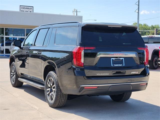 2024 GMC Yukon XL Vehicle Photo in GAINESVILLE, TX 76240-2013