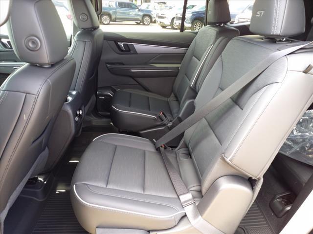 2025 Buick Enclave Vehicle Photo in ROSENBERG, TX 77471-5675