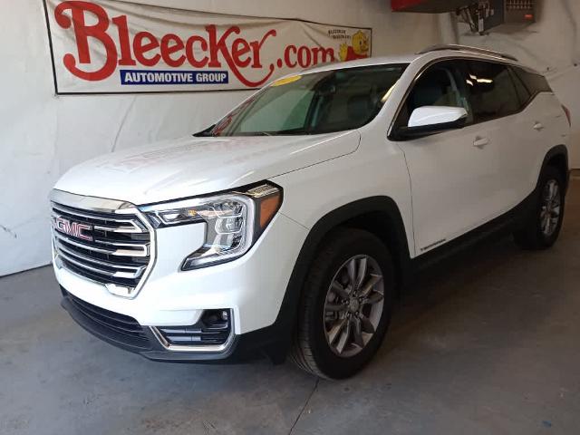 2023 GMC Terrain Vehicle Photo in RED SPRINGS, NC 28377-1640