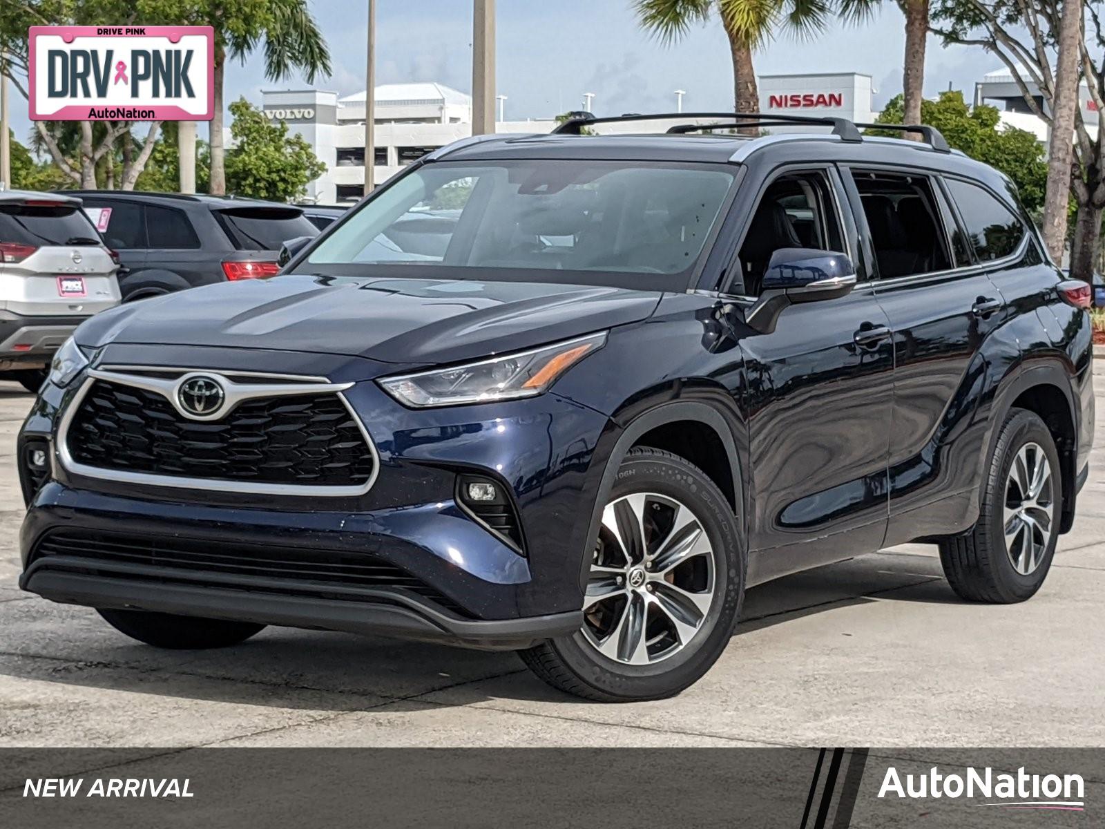 2021 Toyota Highlander Vehicle Photo in Davie, FL 33331