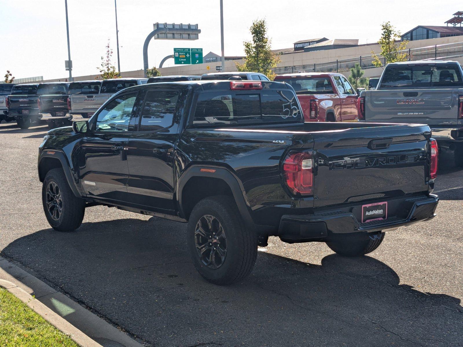 2024 GMC Canyon Vehicle Photo in LONE TREE, CO 80124-2750