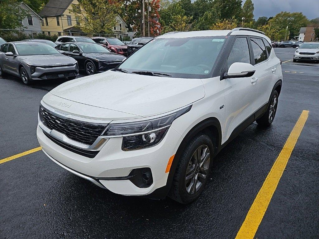 2022 Kia Seltos Vehicle Photo in AKRON, OH 44303-2185