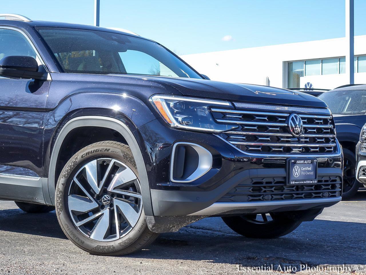 2024 Volkswagen Atlas Vehicle Photo in Plainfield, IL 60586