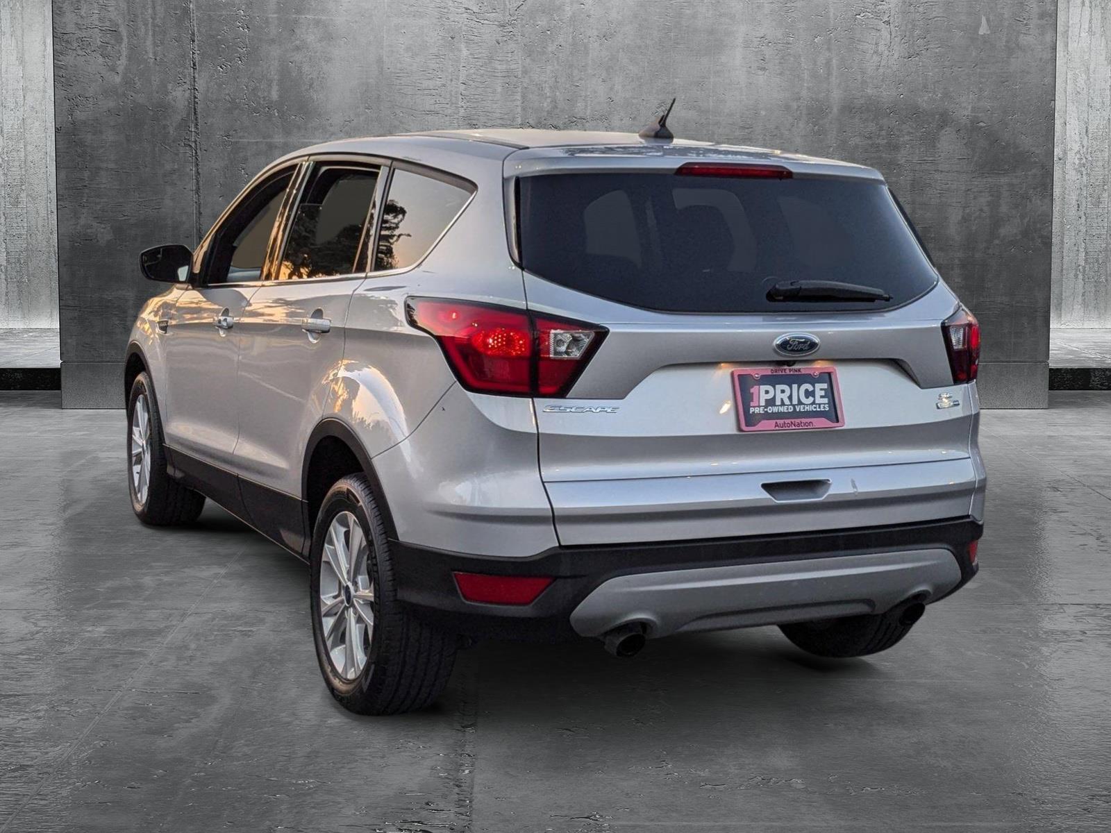 2019 Ford Escape Vehicle Photo in Miami, FL 33015