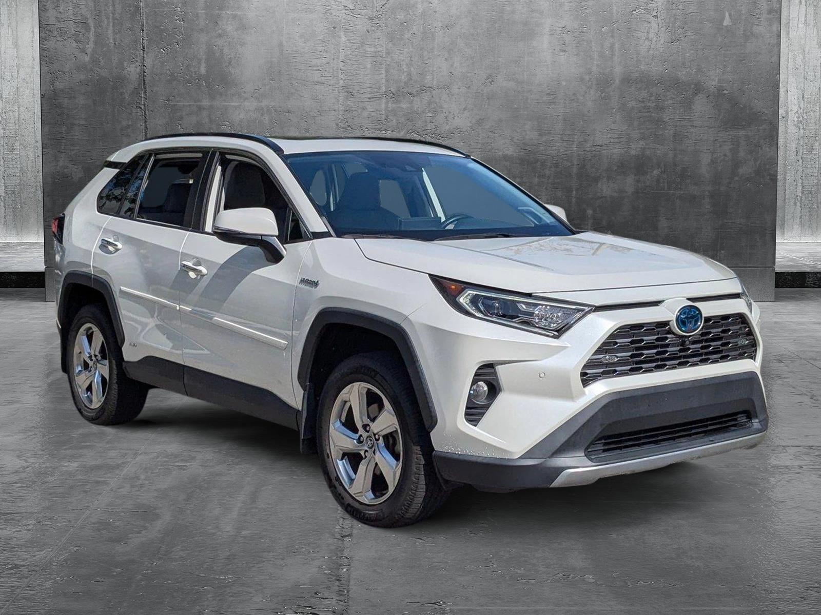 2020 Toyota RAV4 Vehicle Photo in West Palm Beach, FL 33417