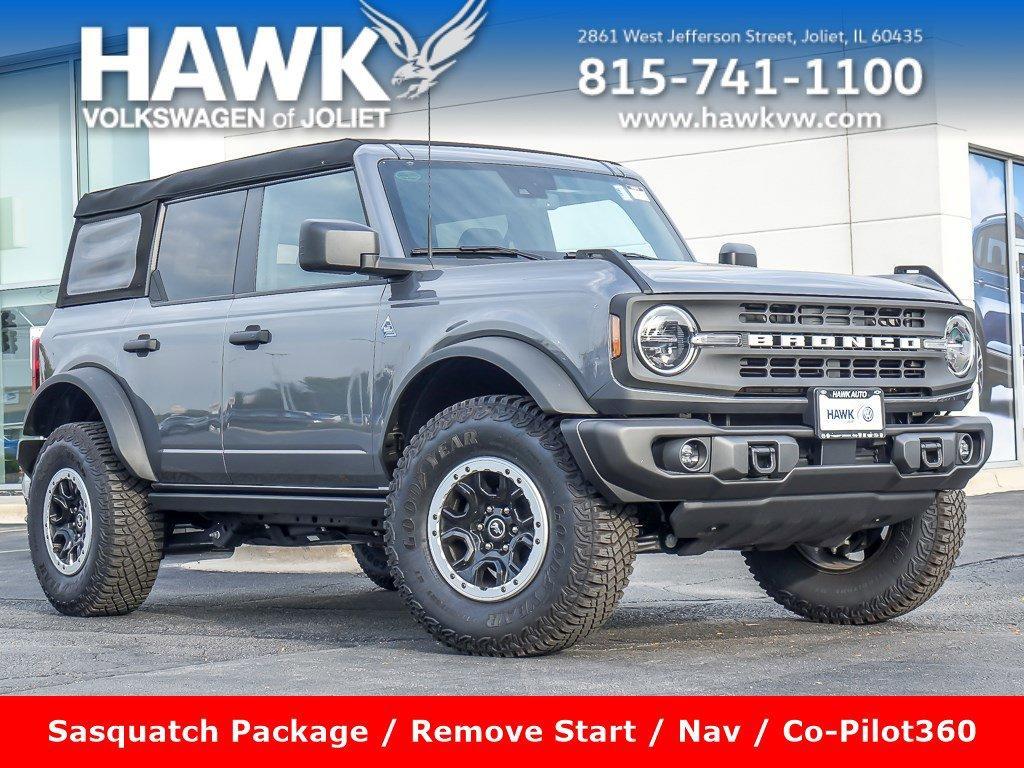 2023 Ford Bronco Vehicle Photo in Saint Charles, IL 60174