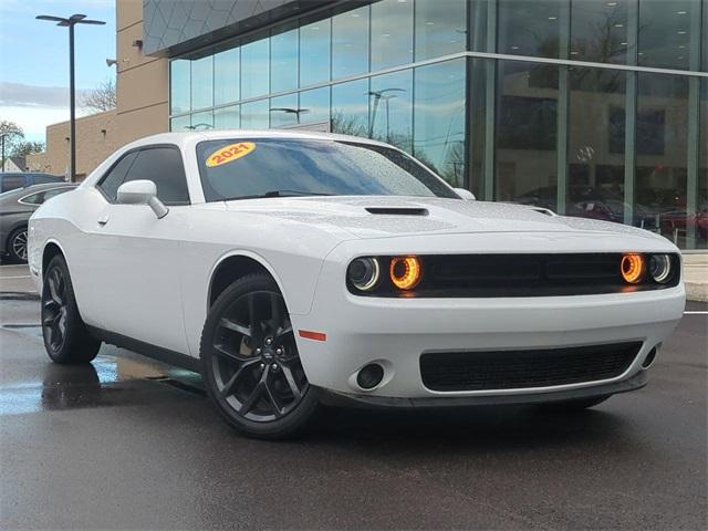 2021 Dodge Challenger Vehicle Photo in Highland, IN 46322-2506