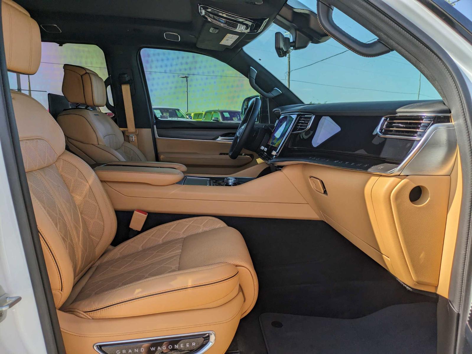 2024 Jeep Grand Wagoneer Vehicle Photo in Seguin, TX 78155