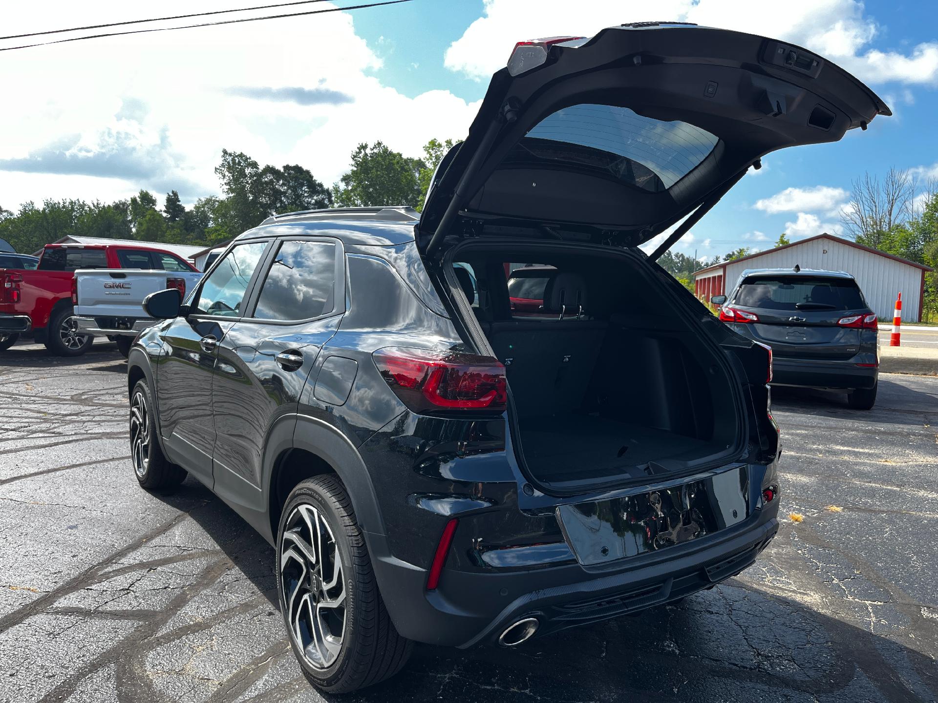 2024 Chevrolet Trailblazer Vehicle Photo in CLARE, MI 48617-9414