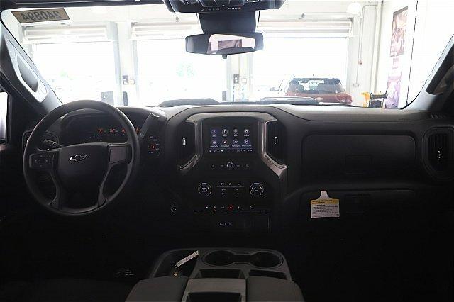 2024 Chevrolet Silverado 1500 Vehicle Photo in MEDINA, OH 44256-9001