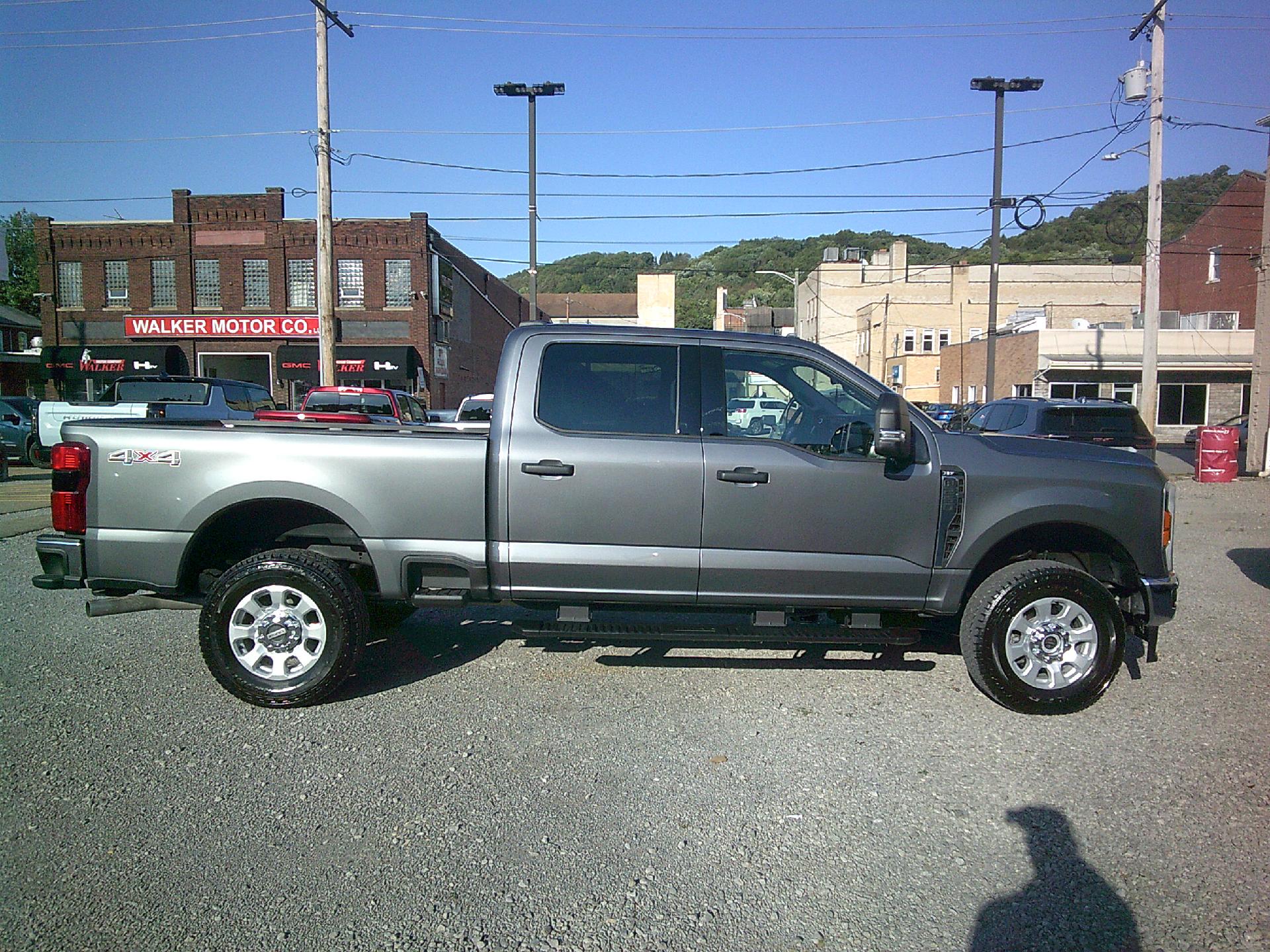 2024 Ford Super Duty F-250 SRW Vehicle Photo in KITTANNING, PA 16201-1536