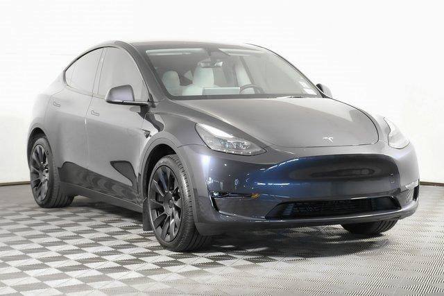 2024 Tesla Model Y Vehicle Photo in PUYALLUP, WA 98371-4149