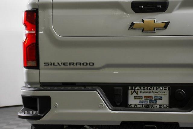 2024 Chevrolet Silverado 3500 HD Vehicle Photo in PUYALLUP, WA 98371-4149