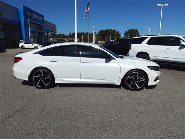 2022 Honda Accord Sedan Vehicle Photo in HENDERSON, NC 27536-2966