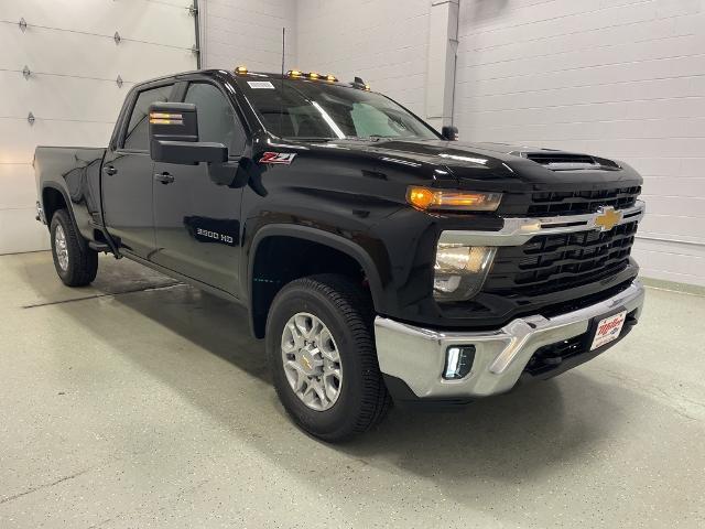 2025 Chevrolet Silverado 3500 HD Vehicle Photo in ROGERS, MN 55374-9422