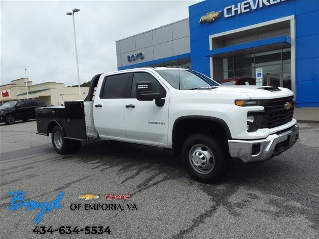 2024 Chevrolet Silverado 3500 HD Chassis Cab Vehicle Photo in EMPORIA, VA 23847-1235