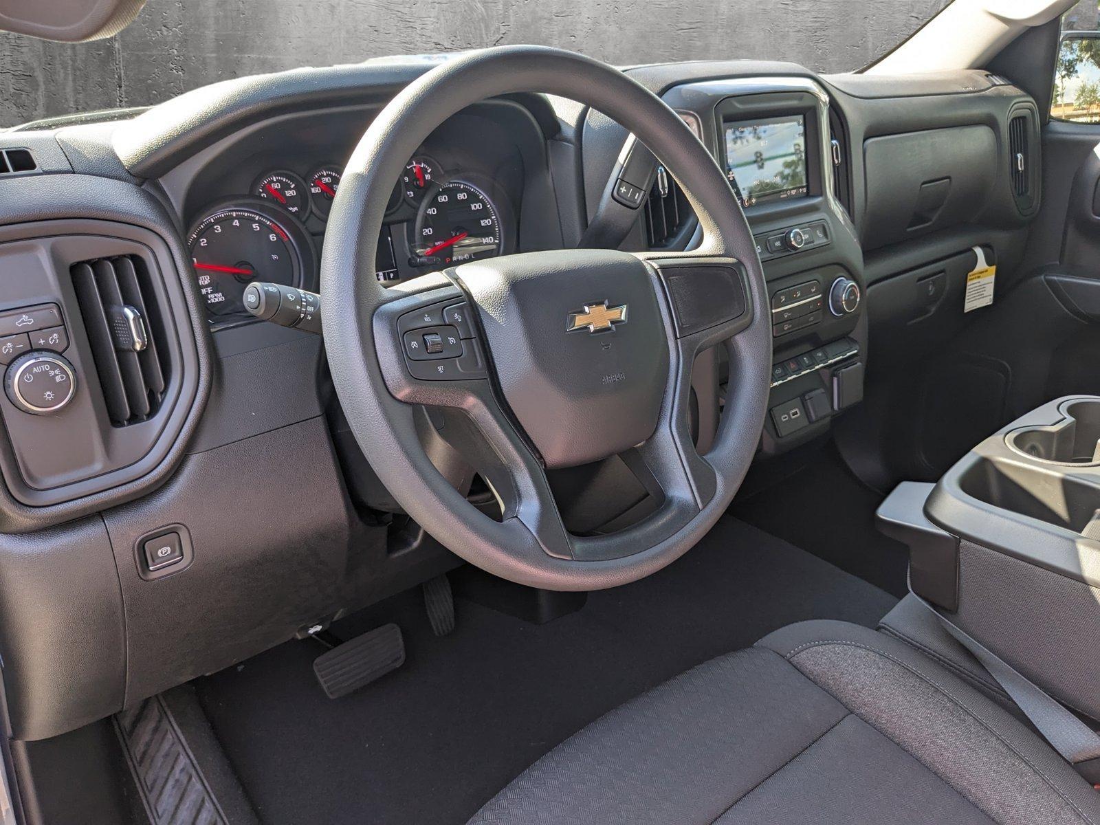 2024 Chevrolet Silverado 1500 Vehicle Photo in GREENACRES, FL 33463-3207