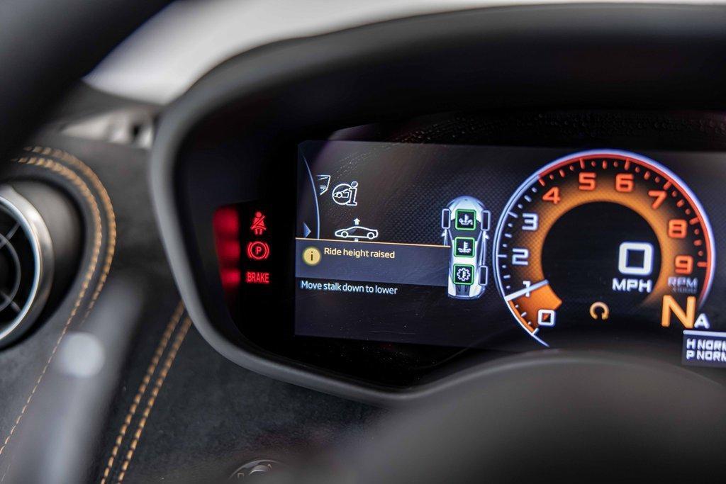 2019 McLaren 600LT Vehicle Photo in Plainfield, IL 60586