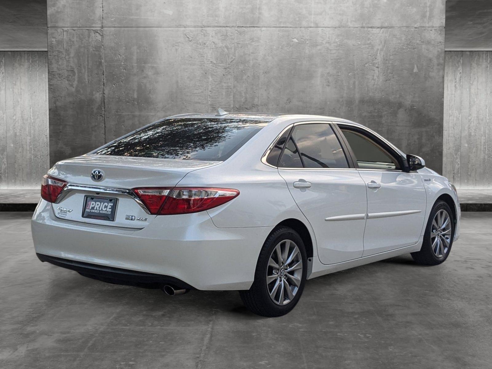 2016 Toyota Camry Hybrid Vehicle Photo in ORLANDO, FL 32808-7998