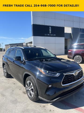 2022 Toyota Highlander Vehicle Photo in Stephenville, TX 76401-3713