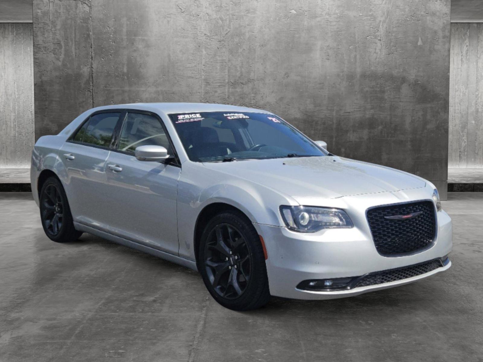 2021 Chrysler 300 Vehicle Photo in Memphis, TN 38115