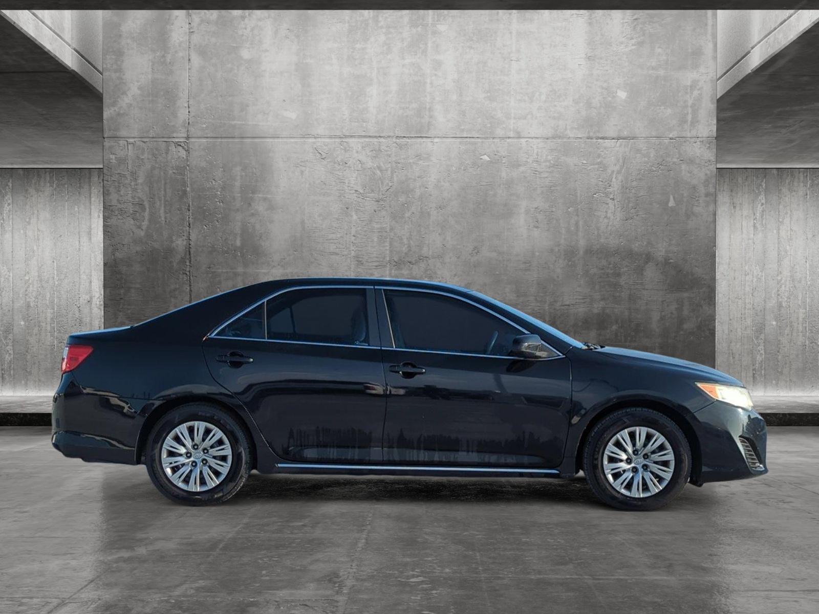 2013 Toyota Camry Vehicle Photo in Ft. Myers, FL 33907