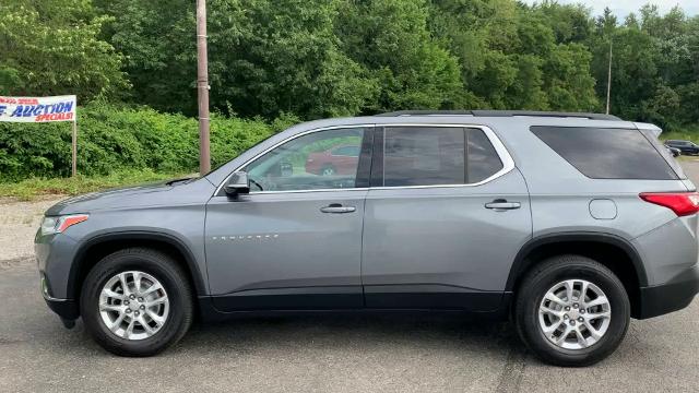 2020 Chevrolet Traverse Vehicle Photo in MOON TOWNSHIP, PA 15108-2571