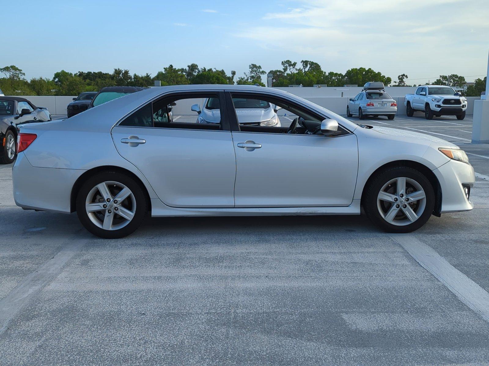 2014 Toyota Camry Vehicle Photo in Ft. Myers, FL 33907