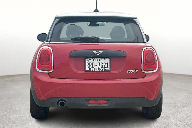 2019 MINI Cooper Hardtop 2 Door Vehicle Photo in Houston, TX 77007