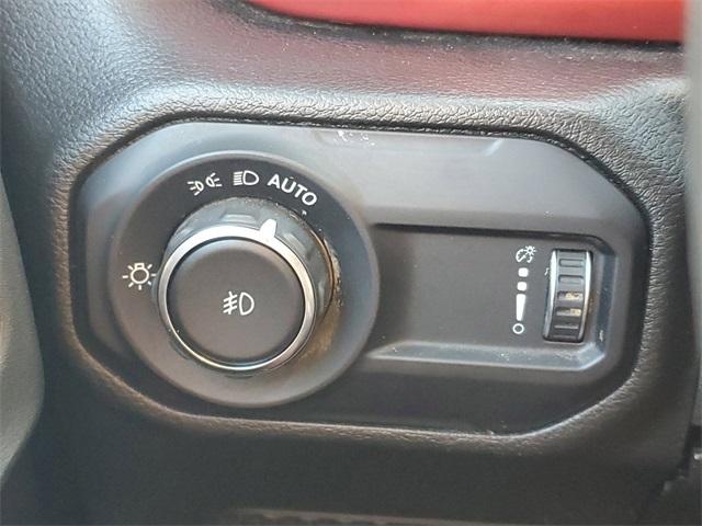 2023 Jeep Wrangler Vehicle Photo in GRAND BLANC, MI 48439-8139