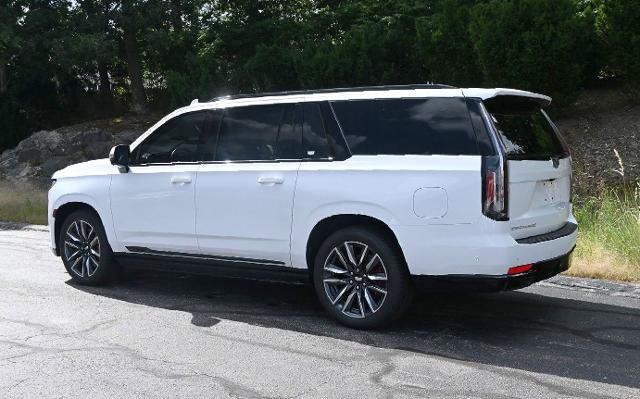 2022 Cadillac Escalade ESV Vehicle Photo in NORWOOD, MA 02062-5222