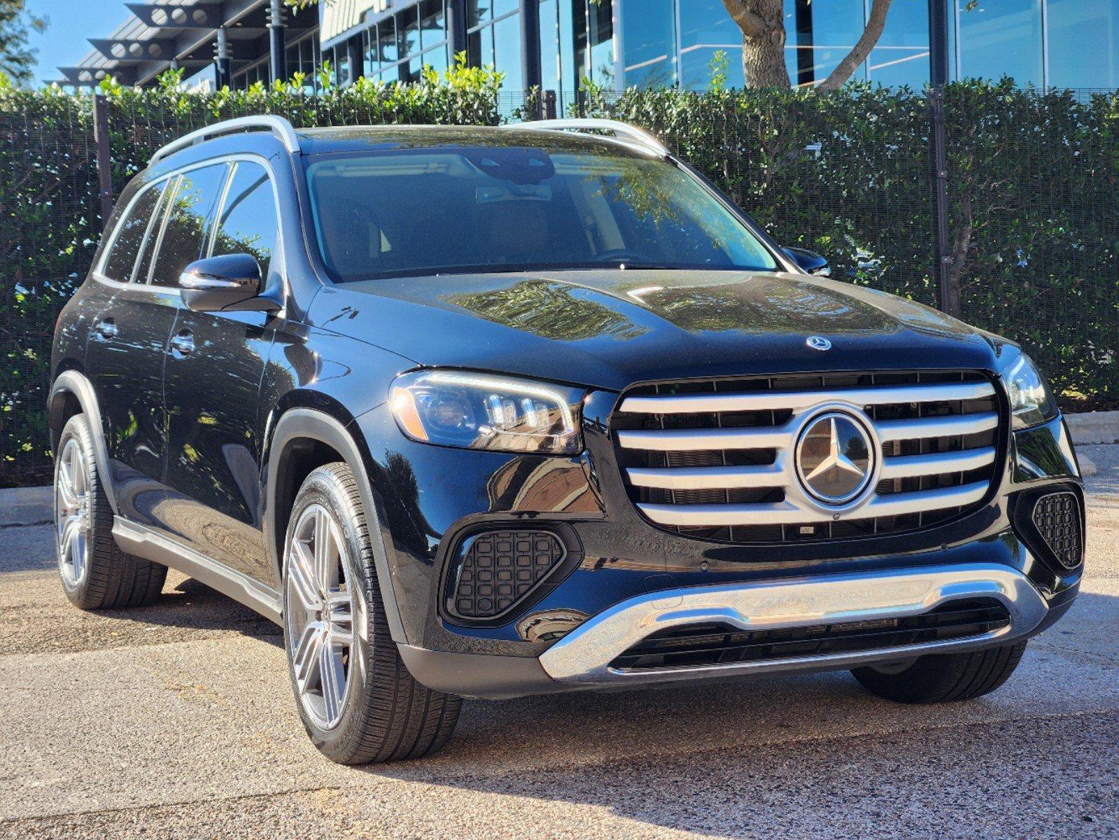 2024 Mercedes-Benz GLS Vehicle Photo in HOUSTON, TX 77079