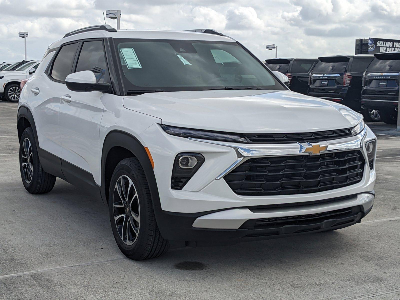 2025 Chevrolet Trailblazer Vehicle Photo in MIAMI, FL 33172-3015