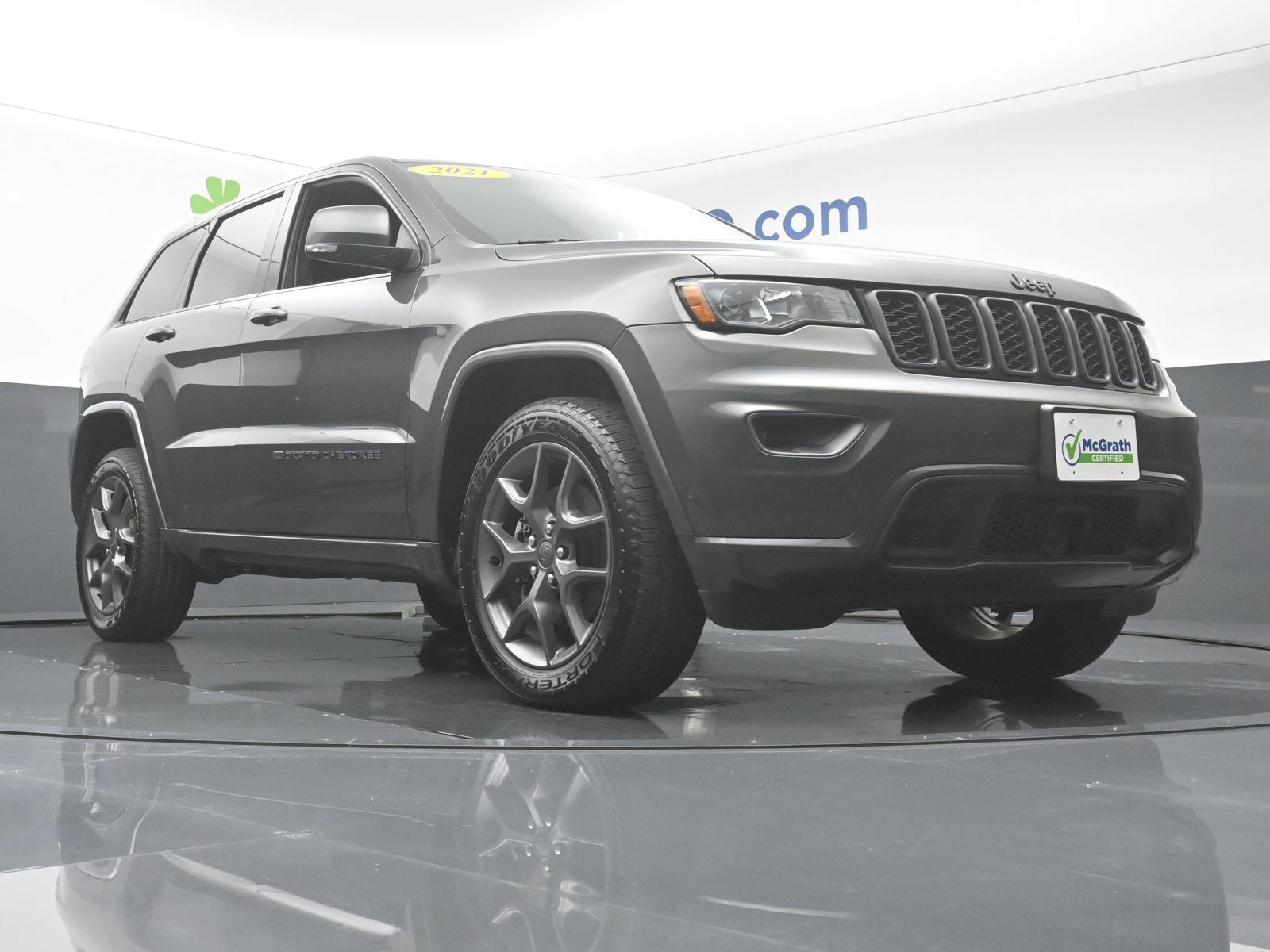 2021 Jeep Grand Cherokee Vehicle Photo in Marion, IA 52302