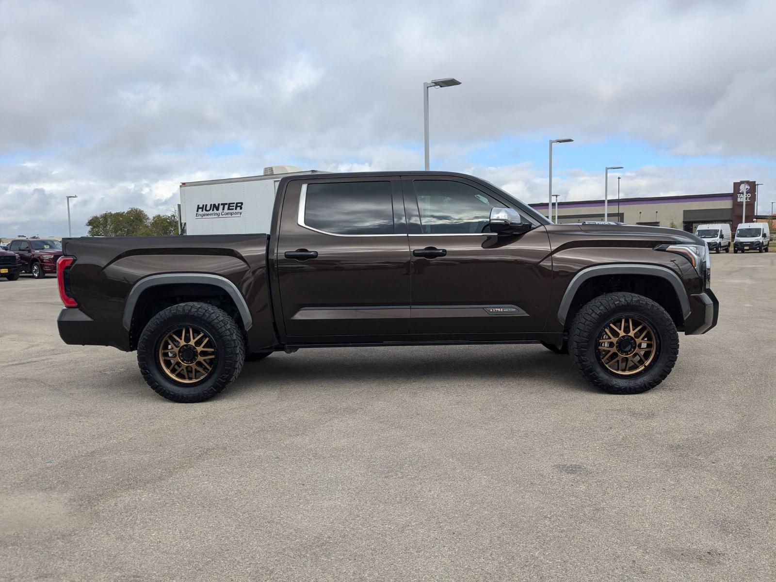 2022 Toyota Tundra 4WD Vehicle Photo in Seguin, TX 78155