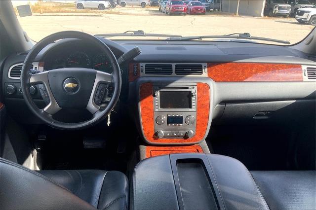 2011 Chevrolet Suburban Vehicle Photo in Kansas City, MO 64114