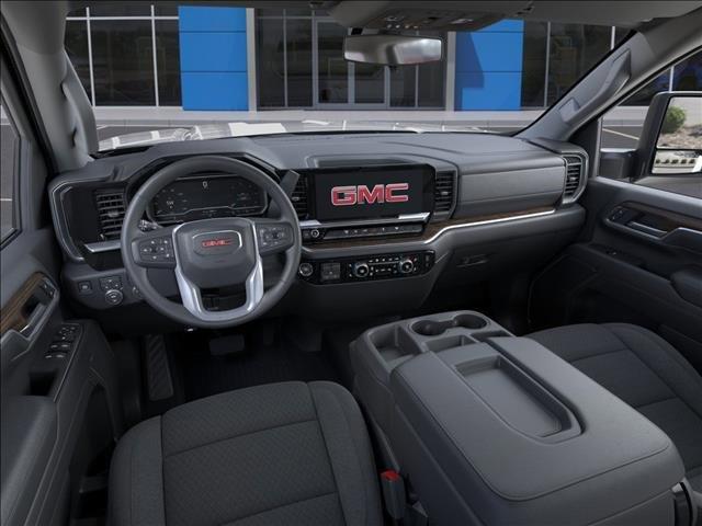 2025 GMC Sierra 2500 HD Vehicle Photo in EMPORIA, VA 23847-1235