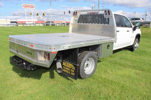 2023 Chevrolet Silverado 3500 HD Chassis Cab Vehicle Photo in SAINT CLAIRSVILLE, OH 43950-8512