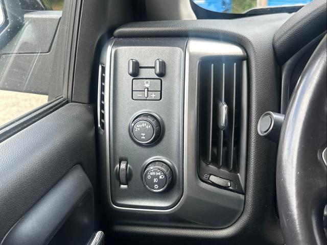 2018 Chevrolet Silverado 1500 Vehicle Photo in DUNN, NC 28334-8900